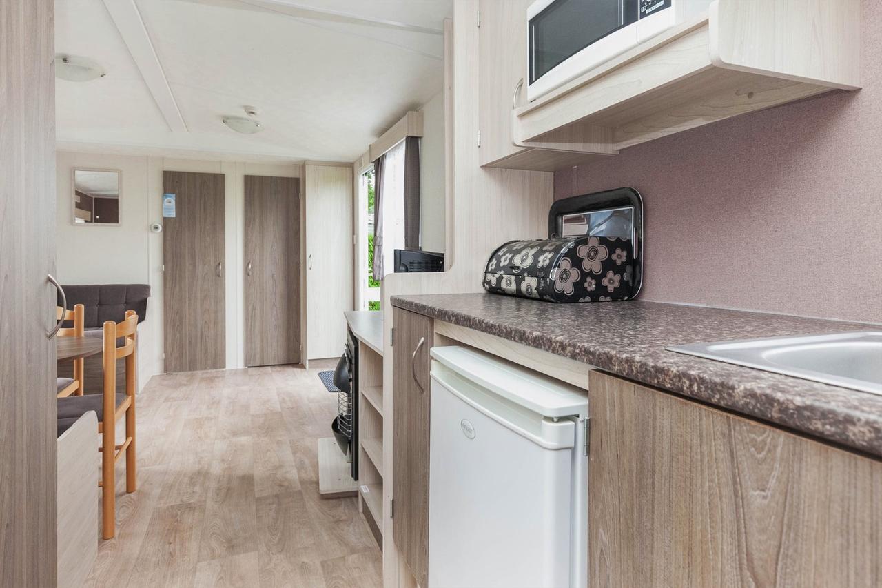 Europarcs Resort Zuiderzee Doornspijk Rom bilde