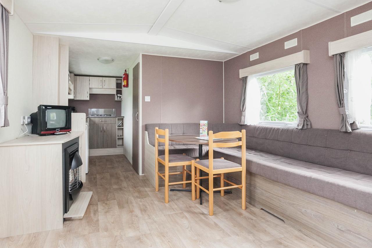 Europarcs Resort Zuiderzee Doornspijk Rom bilde